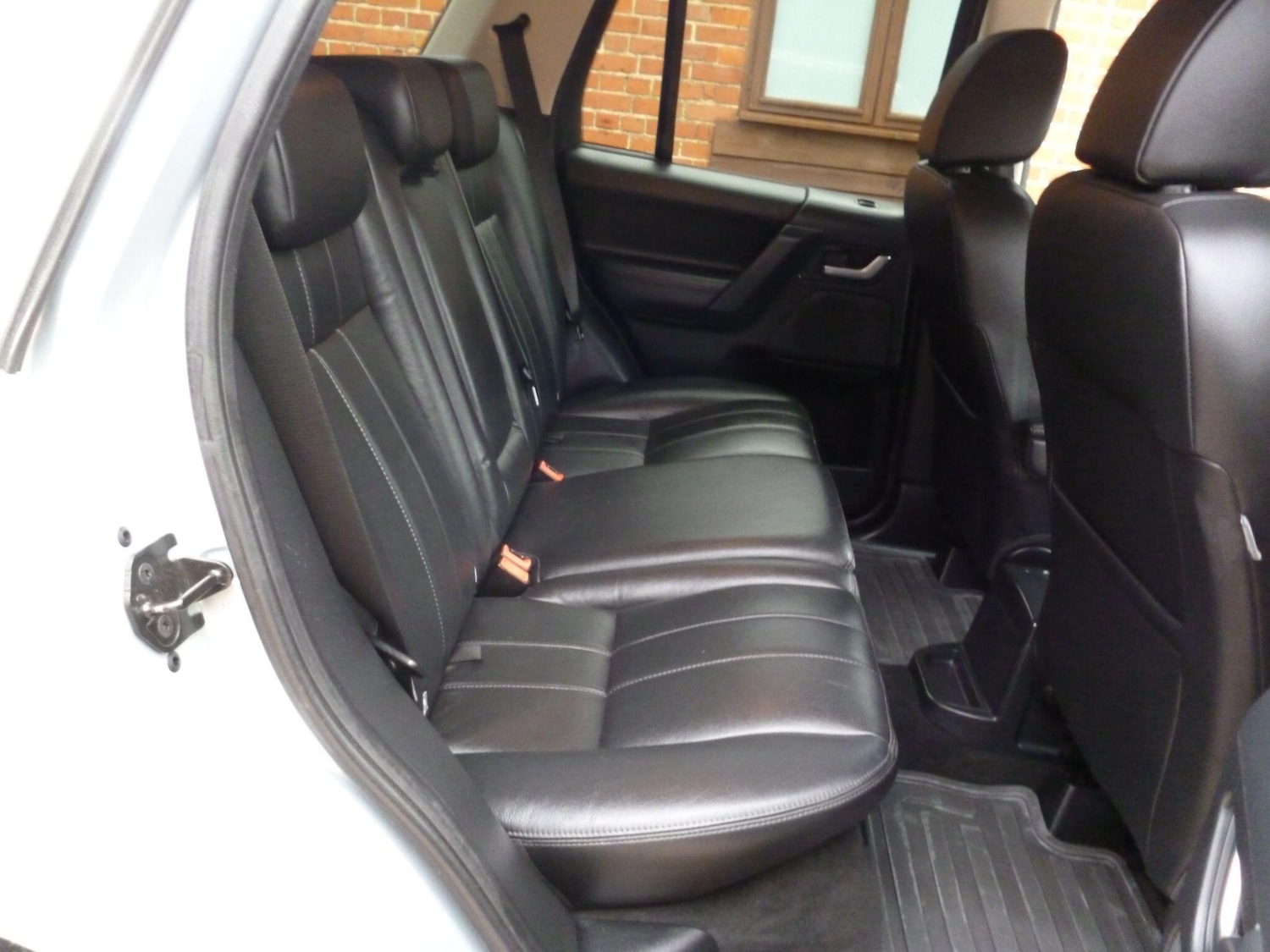 Used Land Rover Freelander 2 2014 for sale - 76728914: Photo 17