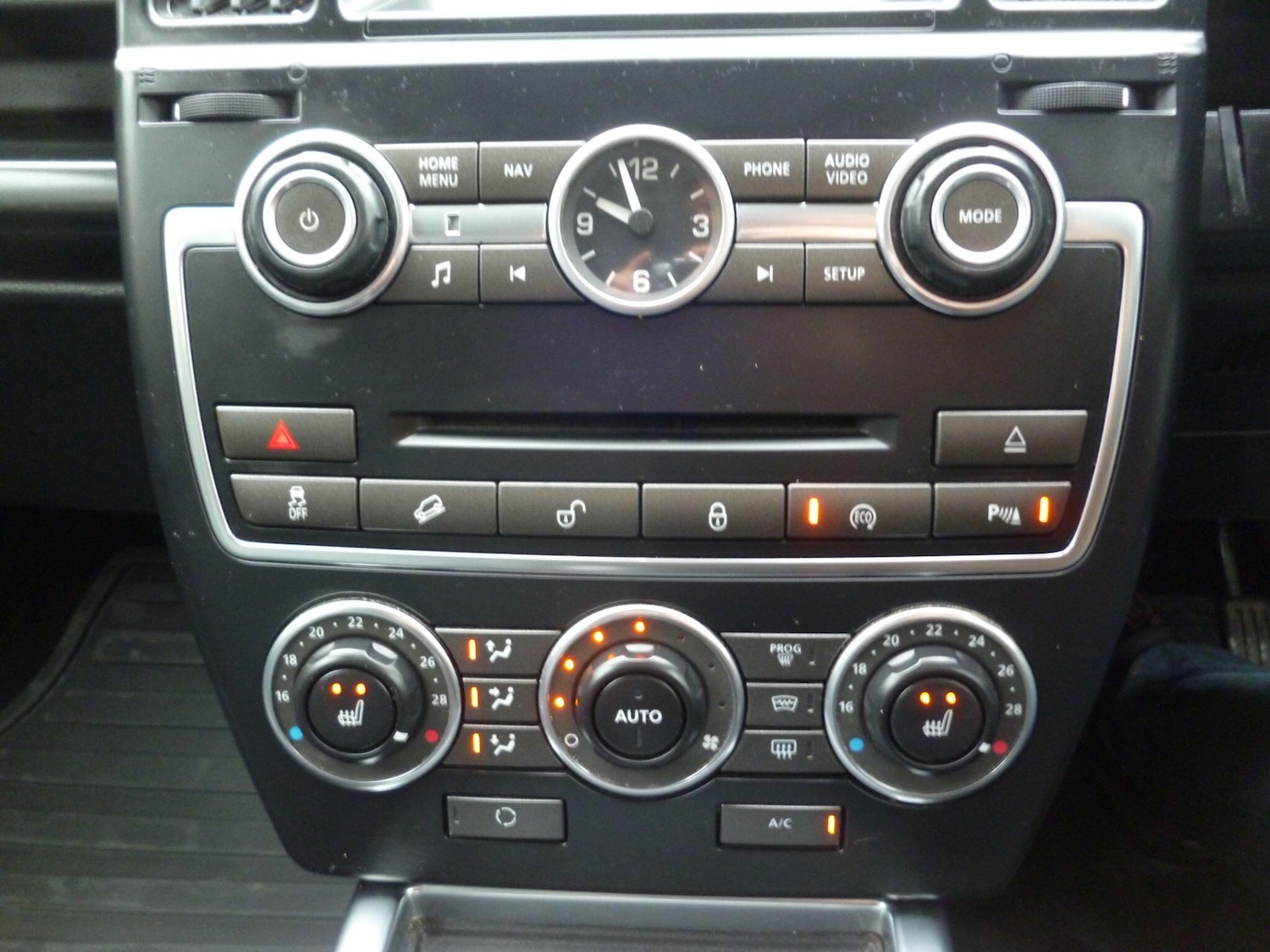 Used Land Rover Freelander 2 2014 for sale - 76728914: Photo 24