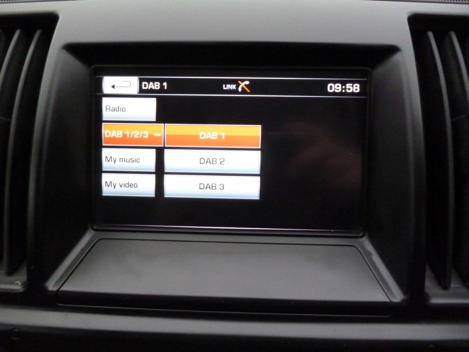 Used Land Rover Freelander 2 2014 for sale - 76728914: Photo 29