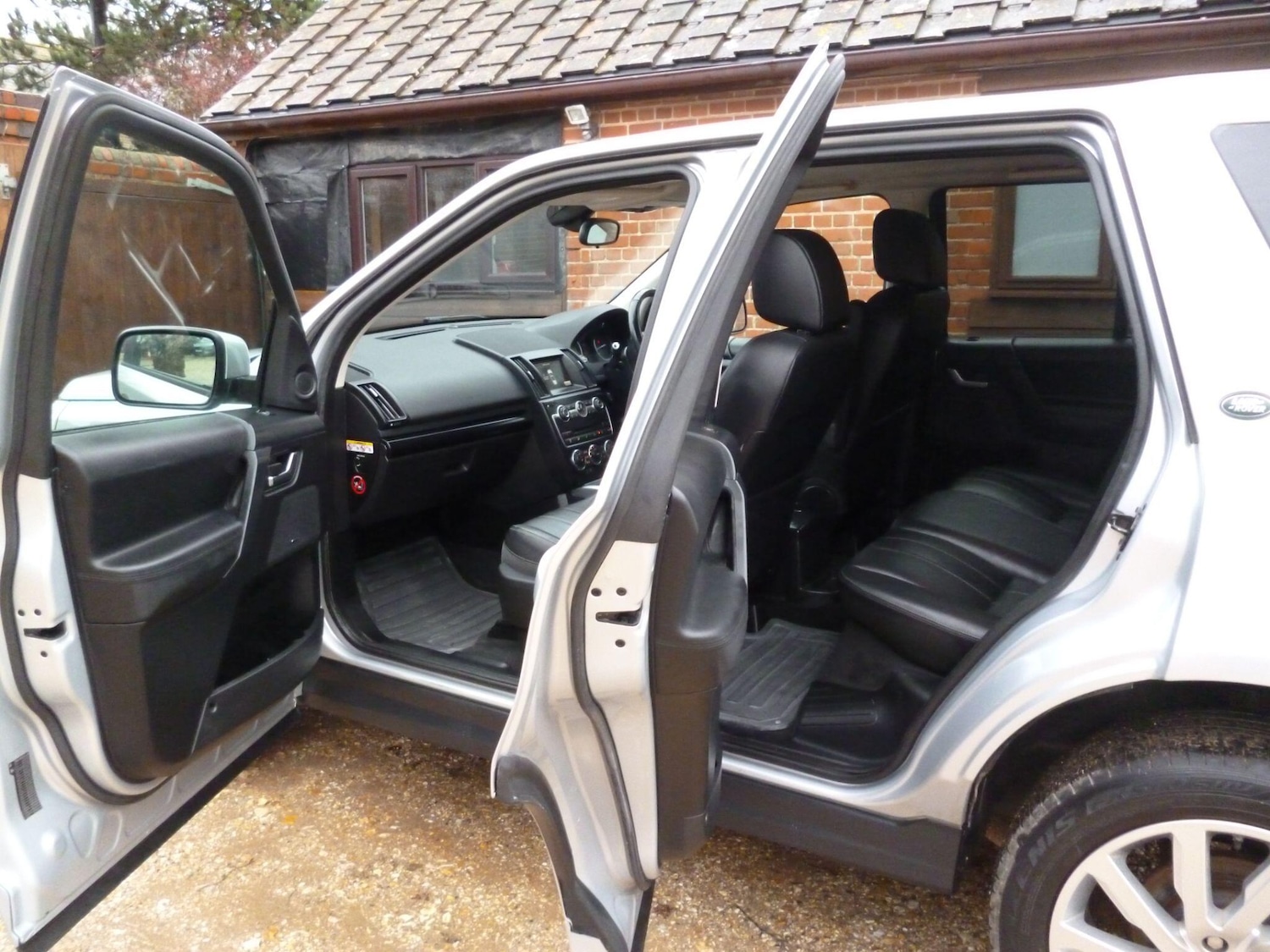 Used Land Rover Freelander 2 2014 for sale - 76728914: Photo 50