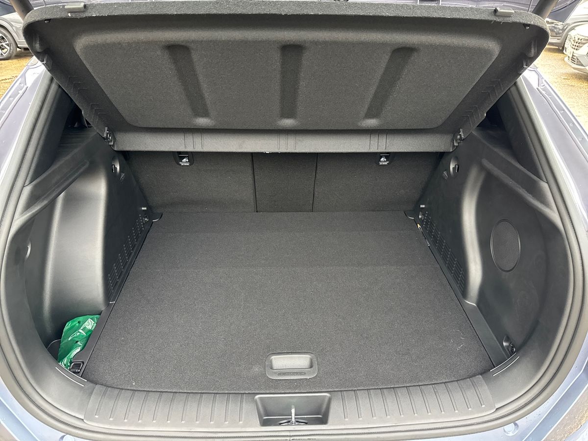 Used Hyundai KONA 2025 for sale - 77087399: Photo 12