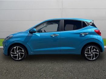 Used Hyundai i10 2023 for sale - 78856371: Photo