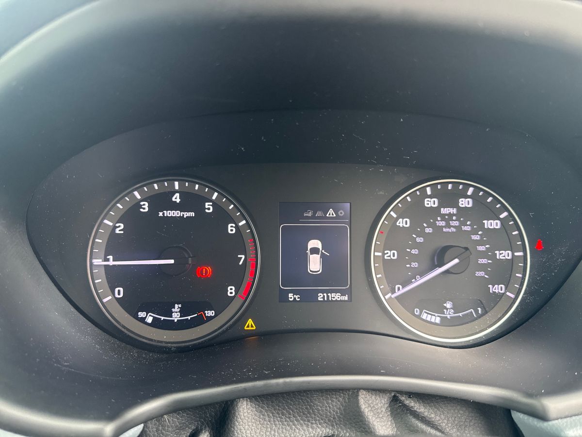 Used Hyundai i20 2015 for sale - 77903225: Photo 14