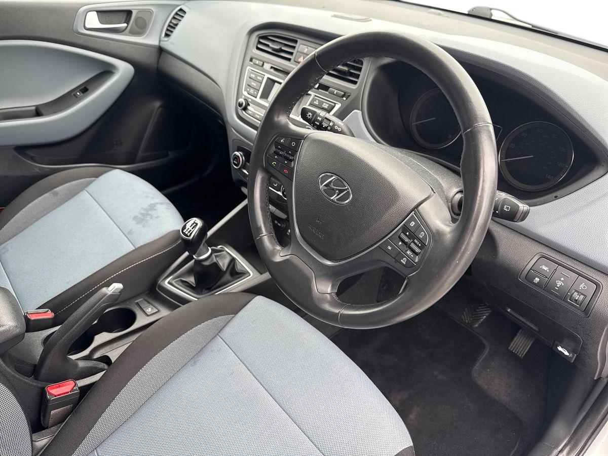 Used Hyundai i20 2015 for sale - 77903225: Photo 15