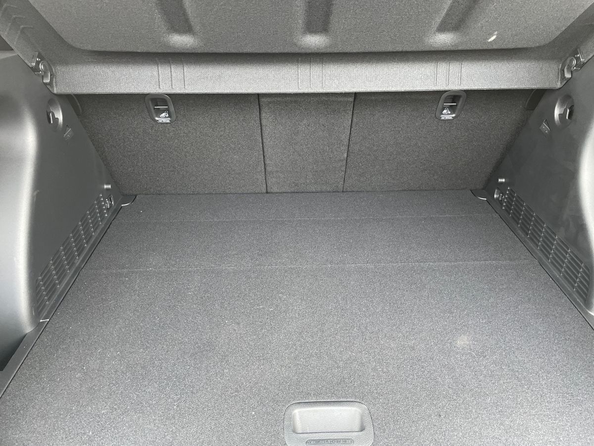 Used Hyundai KONA 2025 for sale - 78022192: Photo 12