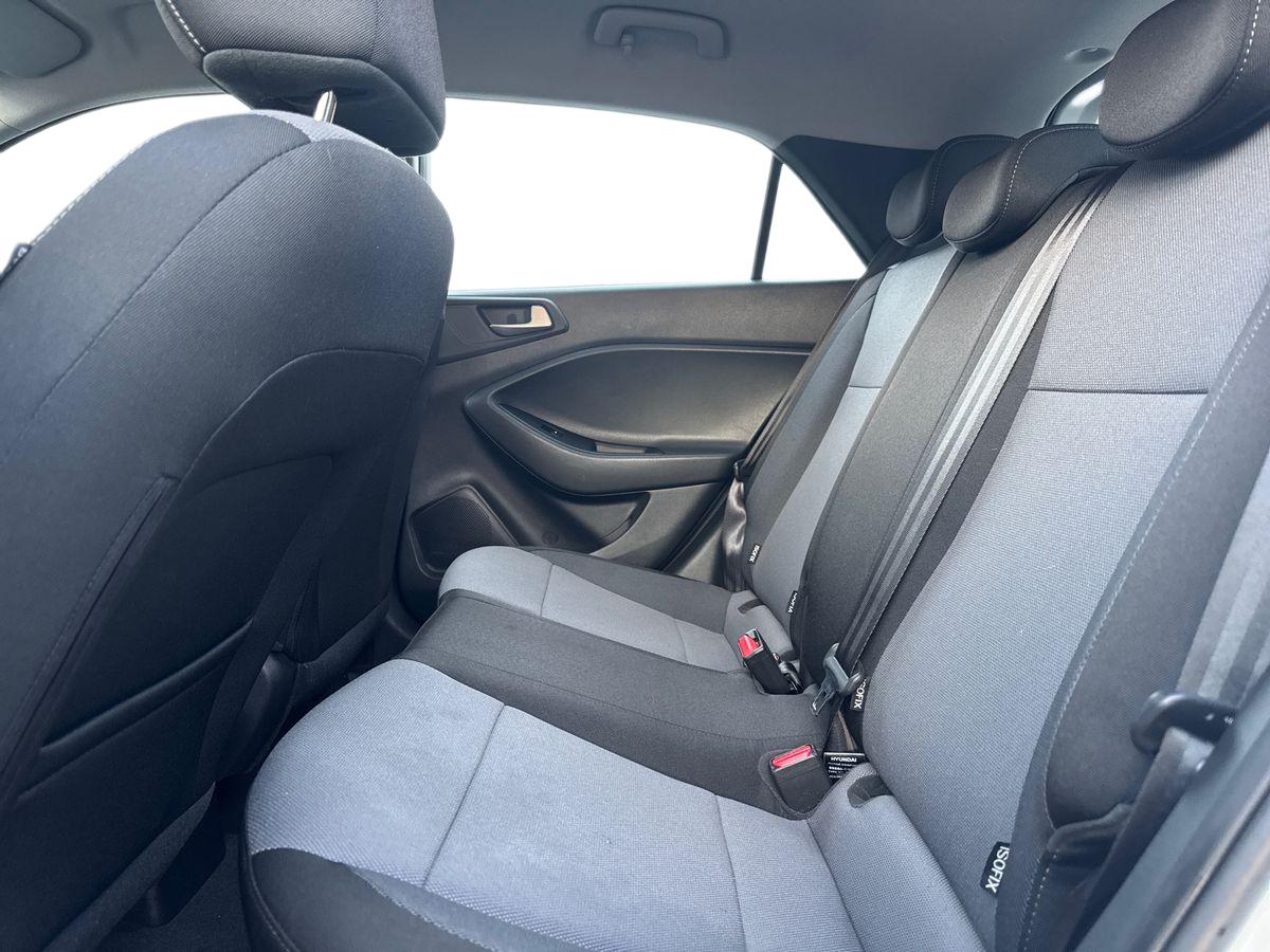 Used Hyundai i20 2017 for sale - 77476454: Photo 11