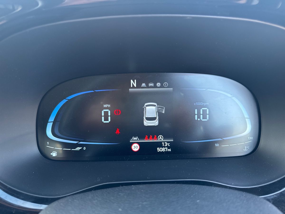 Used Hyundai i10 2024 for sale - 77725952: Photo 14