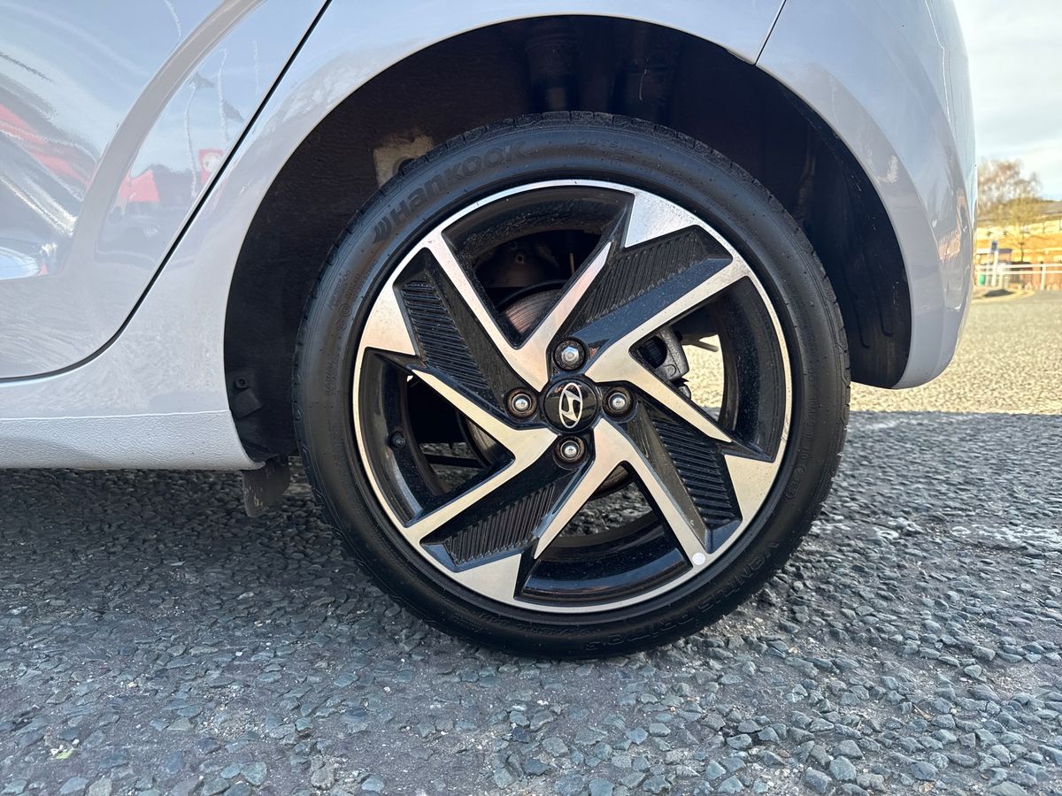 Used Hyundai i10 2024 for sale - 77725952: Photo 9