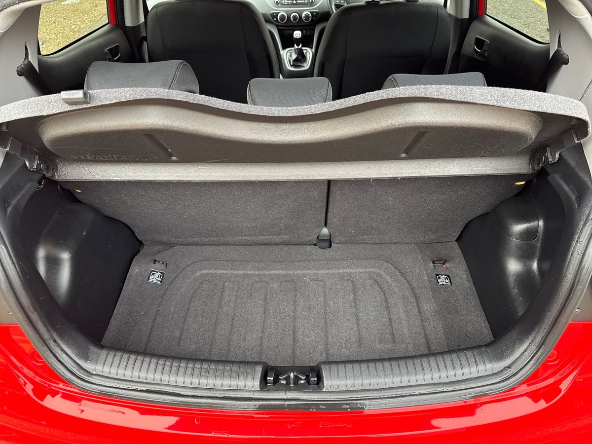 Used Hyundai i10 2019 for sale - 77778352: Photo 12