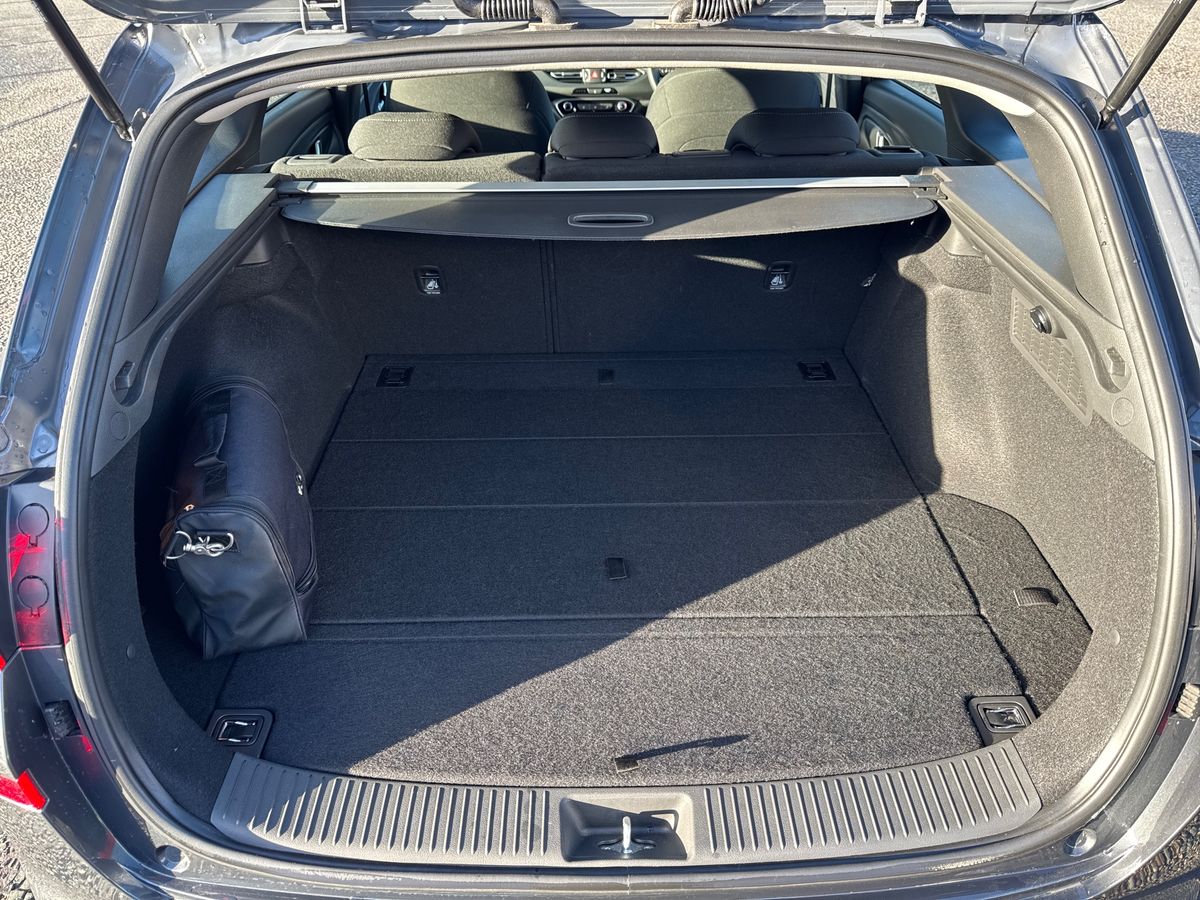 Used Hyundai i30 2023 for sale - 77010314: Photo 12
