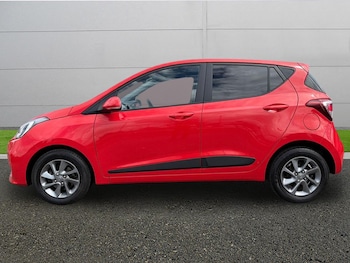 Used Hyundai i10 2018 for sale - 78817380: Photo