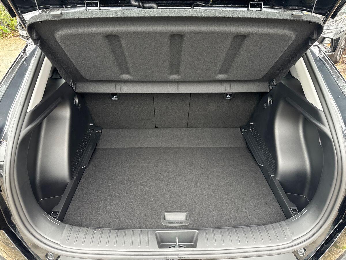 Used Hyundai KONA 2025 for sale - 76824544: Photo 12