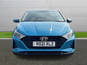 Used Hyundai i20 2021 for sale - 77995109: Photo