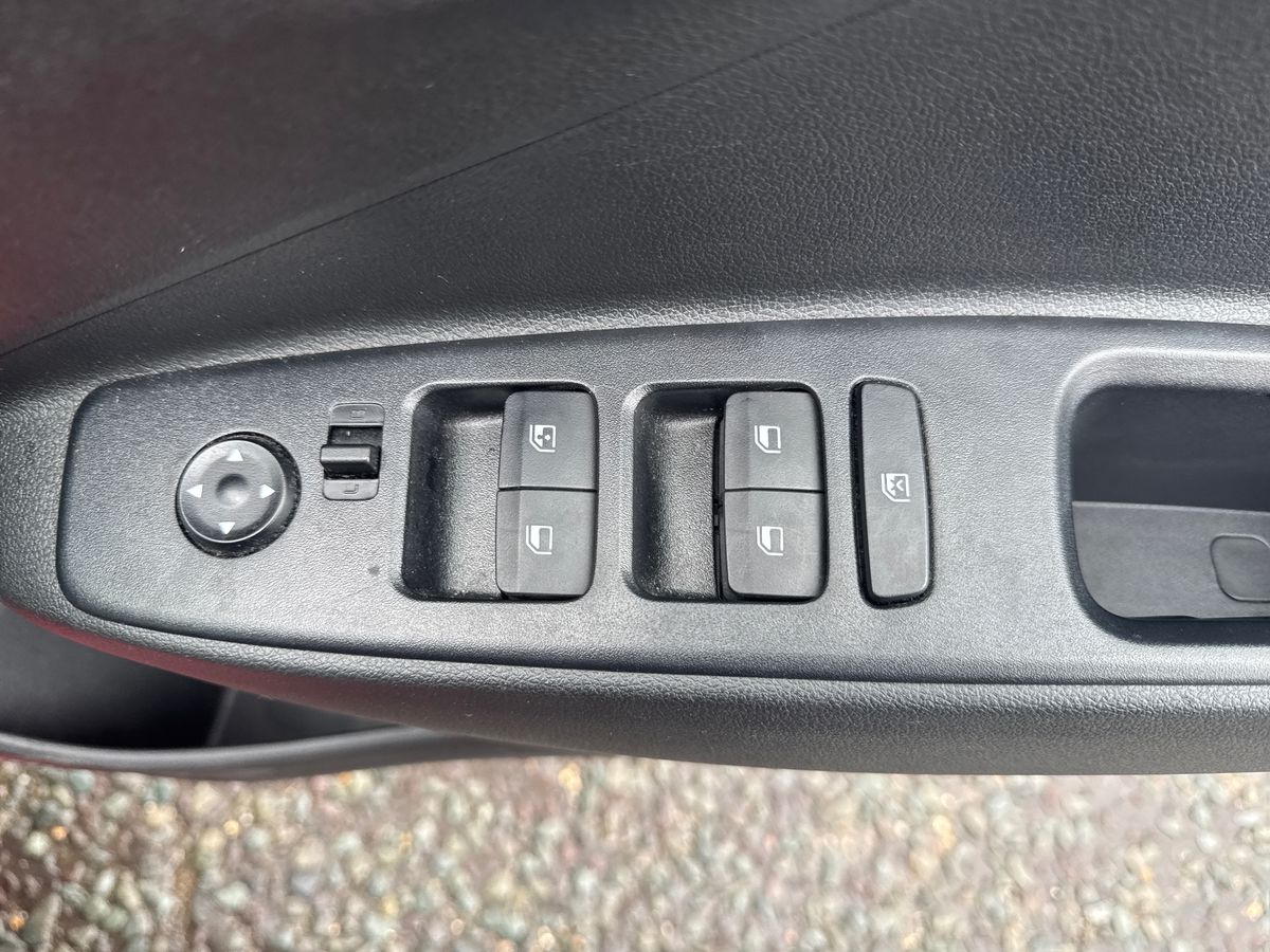 Used Hyundai i10 2022 for sale - 77480211: Photo 20