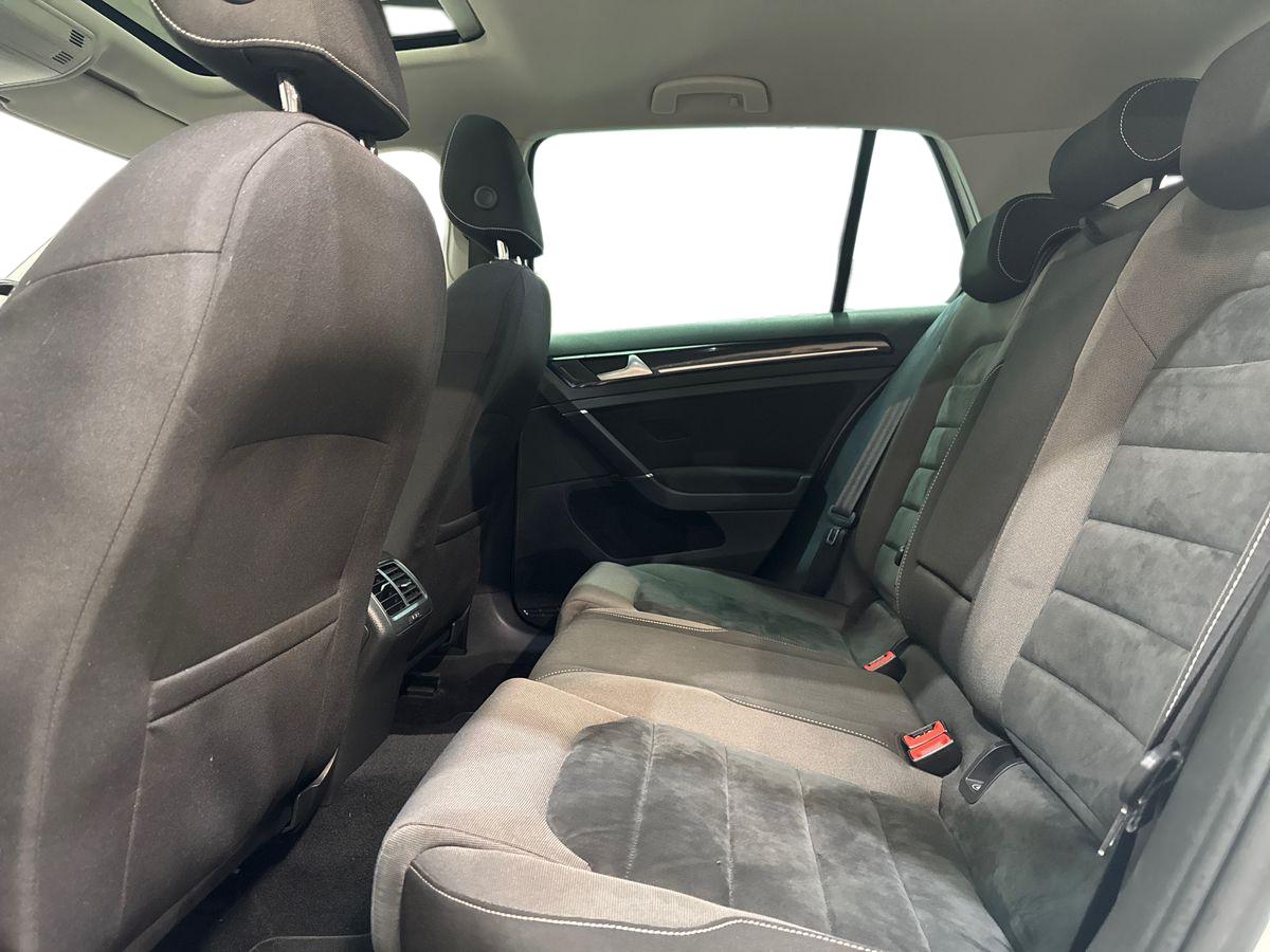 Used Volkswagen Golf 2016 for sale - 77893929: Photo 11