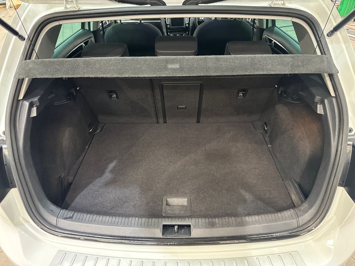 Used Volkswagen Golf 2016 for sale - 77893929: Photo 12