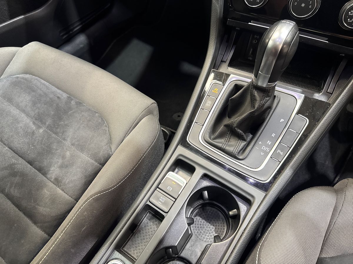 Used Volkswagen Golf 2016 for sale - 77893929: Photo 19