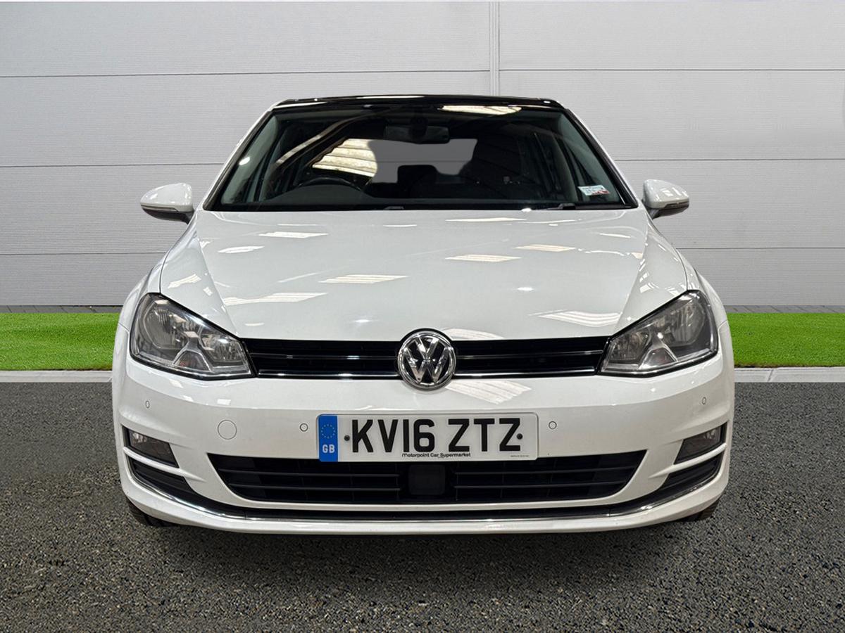 Used Volkswagen Golf 2016 for sale - 77893929: Photo 2