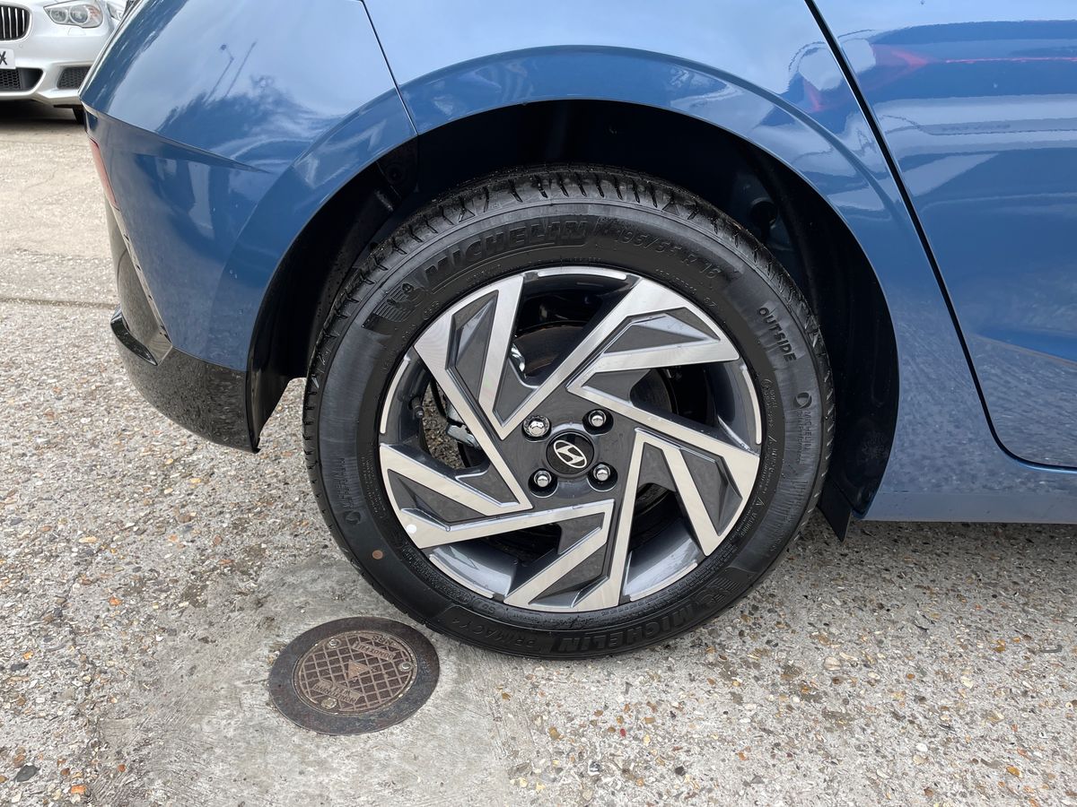 Used Hyundai i20 2025 for sale - 77002903: Photo 9