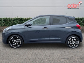 Used Hyundai i10 2023 for sale - 79230053: Photo