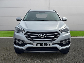 Used Hyundai Santa Fe 2016 for sale - 78912674: Photo