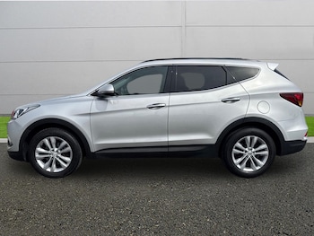 Used Hyundai Santa Fe 2016 for sale - 78912674: Photo