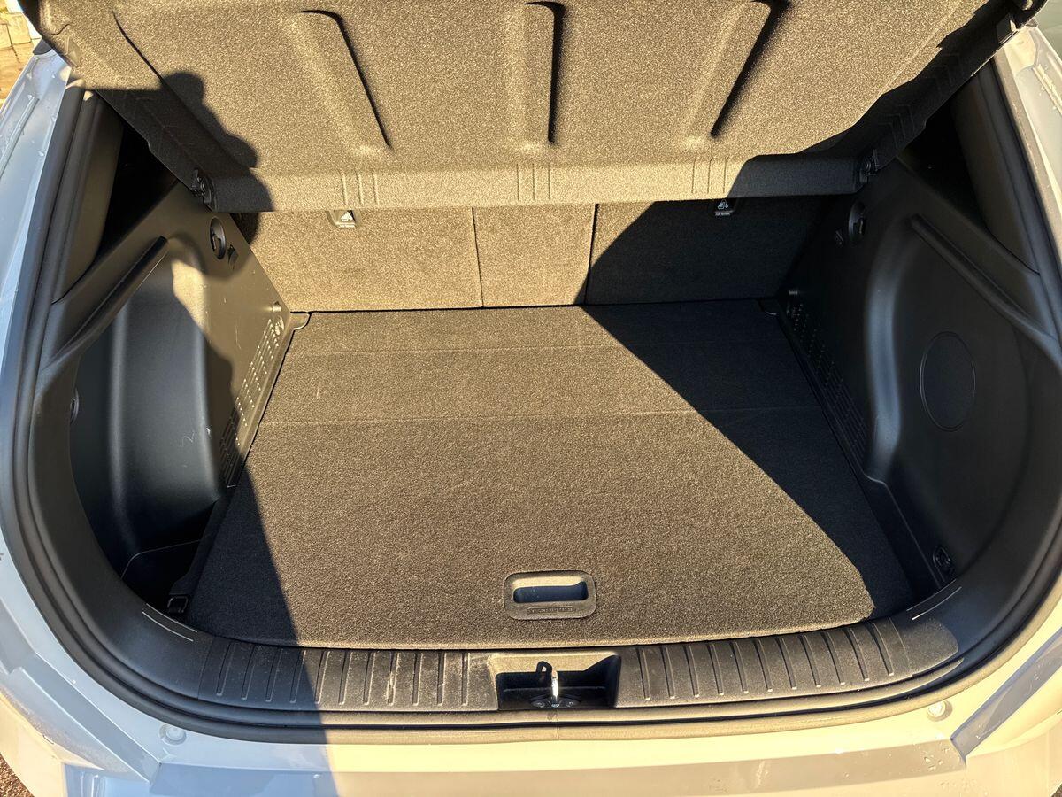 Used Hyundai KONA 2025 for sale - 76716897: Photo 12