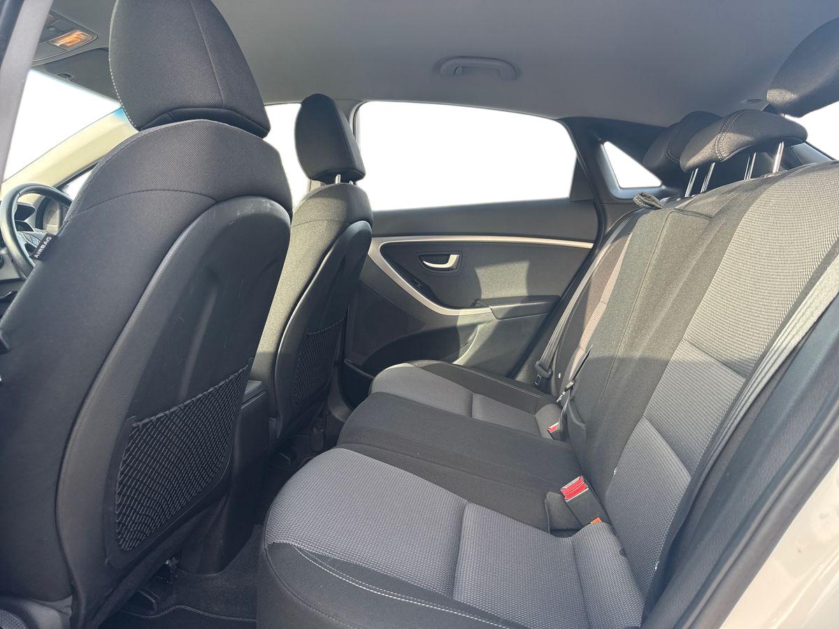 Used Hyundai i30 2016 for sale - 77771102: Photo 11