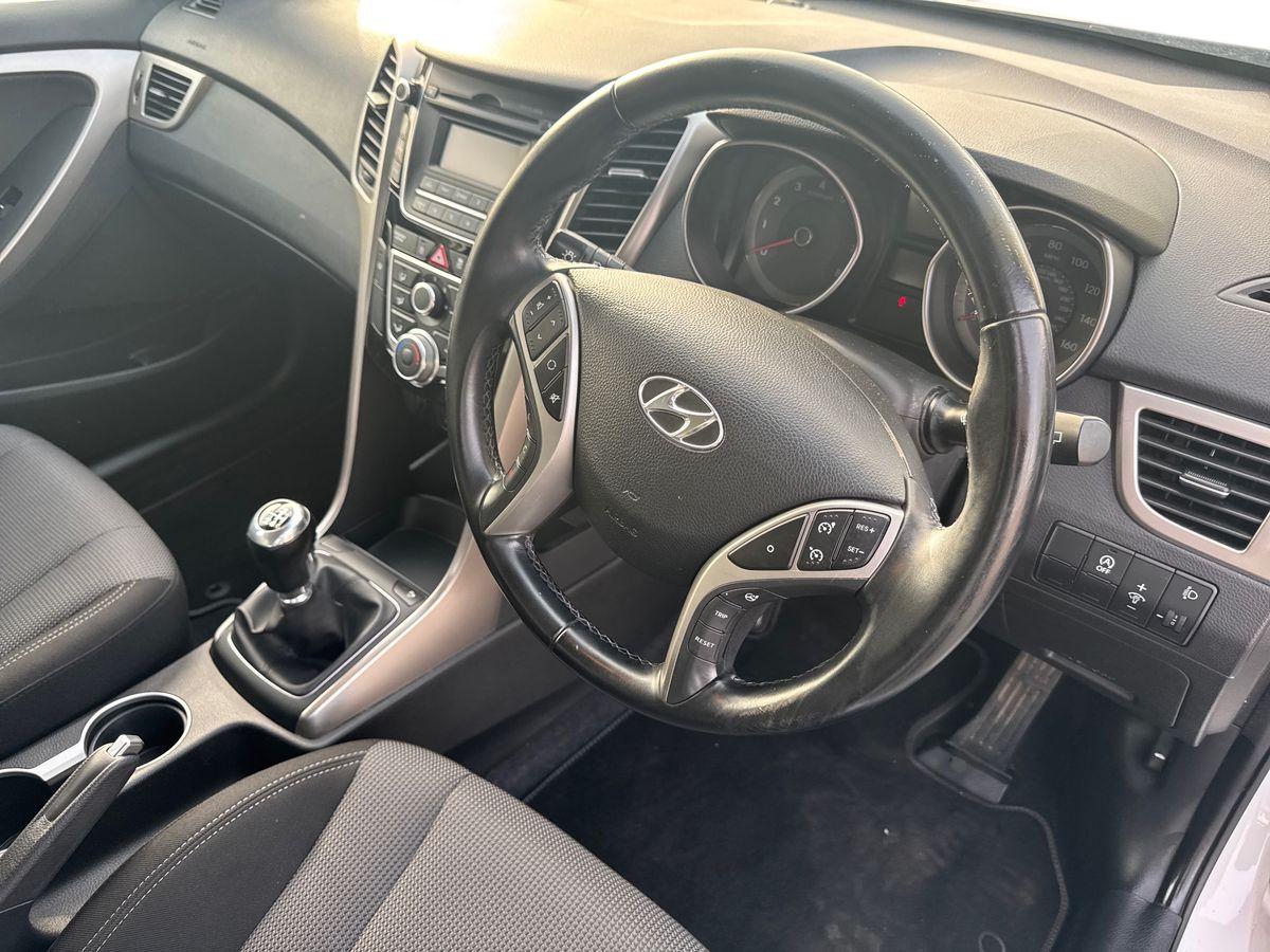 Used Hyundai i30 2016 for sale - 77771102: Photo 15