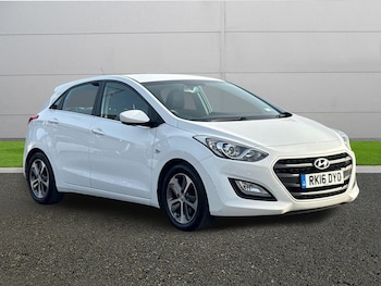 Used Hyundai i30 2016 for sale - 77771102: Photo