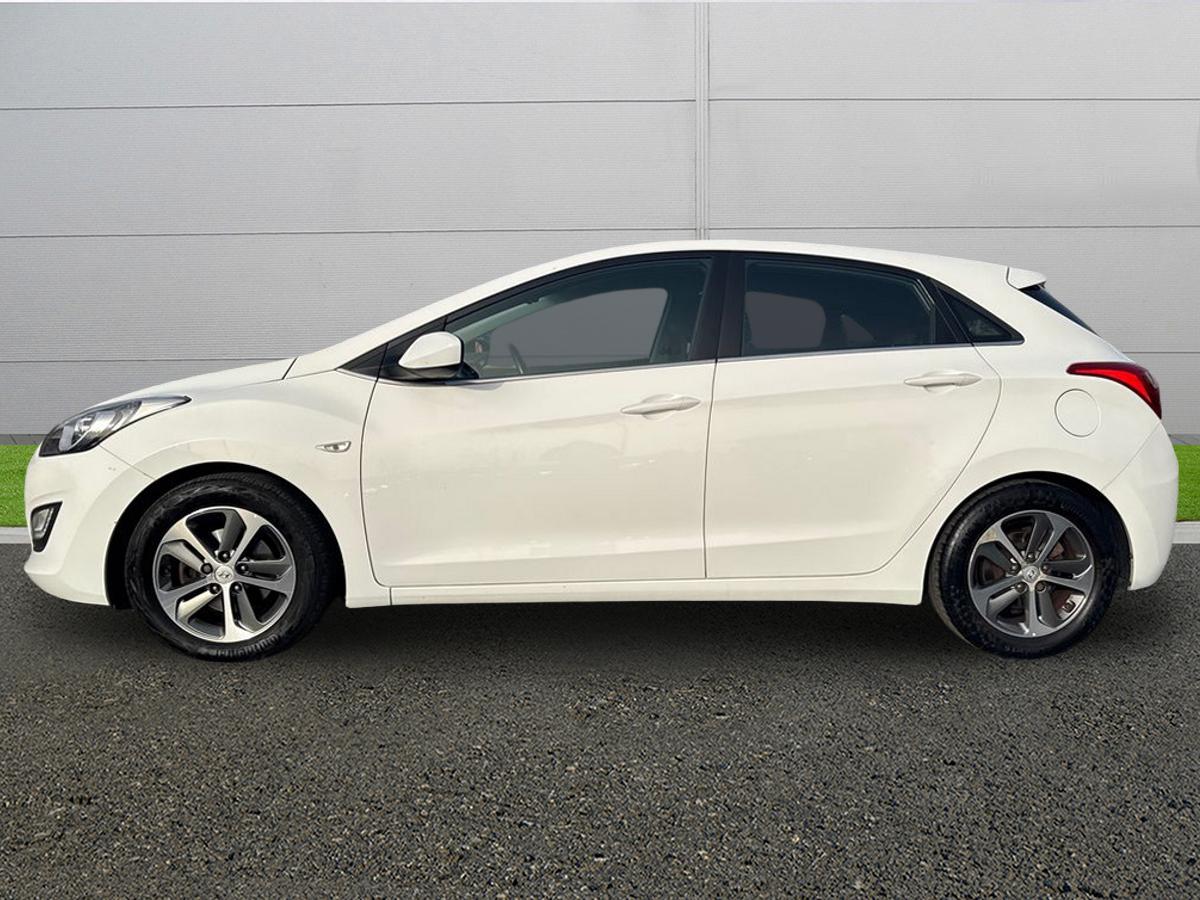 Used Hyundai i30 2016 for sale - 77771102: Photo 4