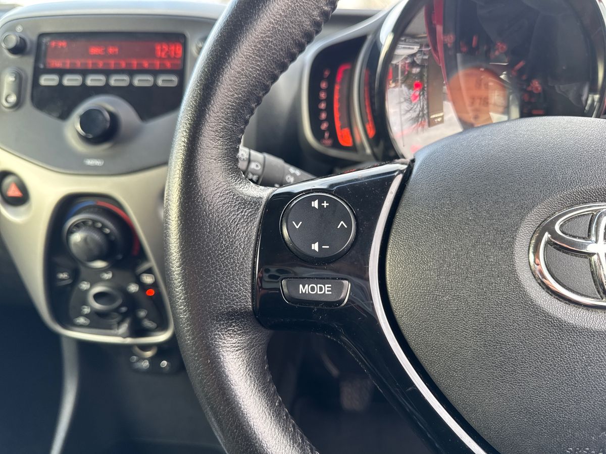 Used Toyota AYGO 2018 for sale - 77307463: Photo 16