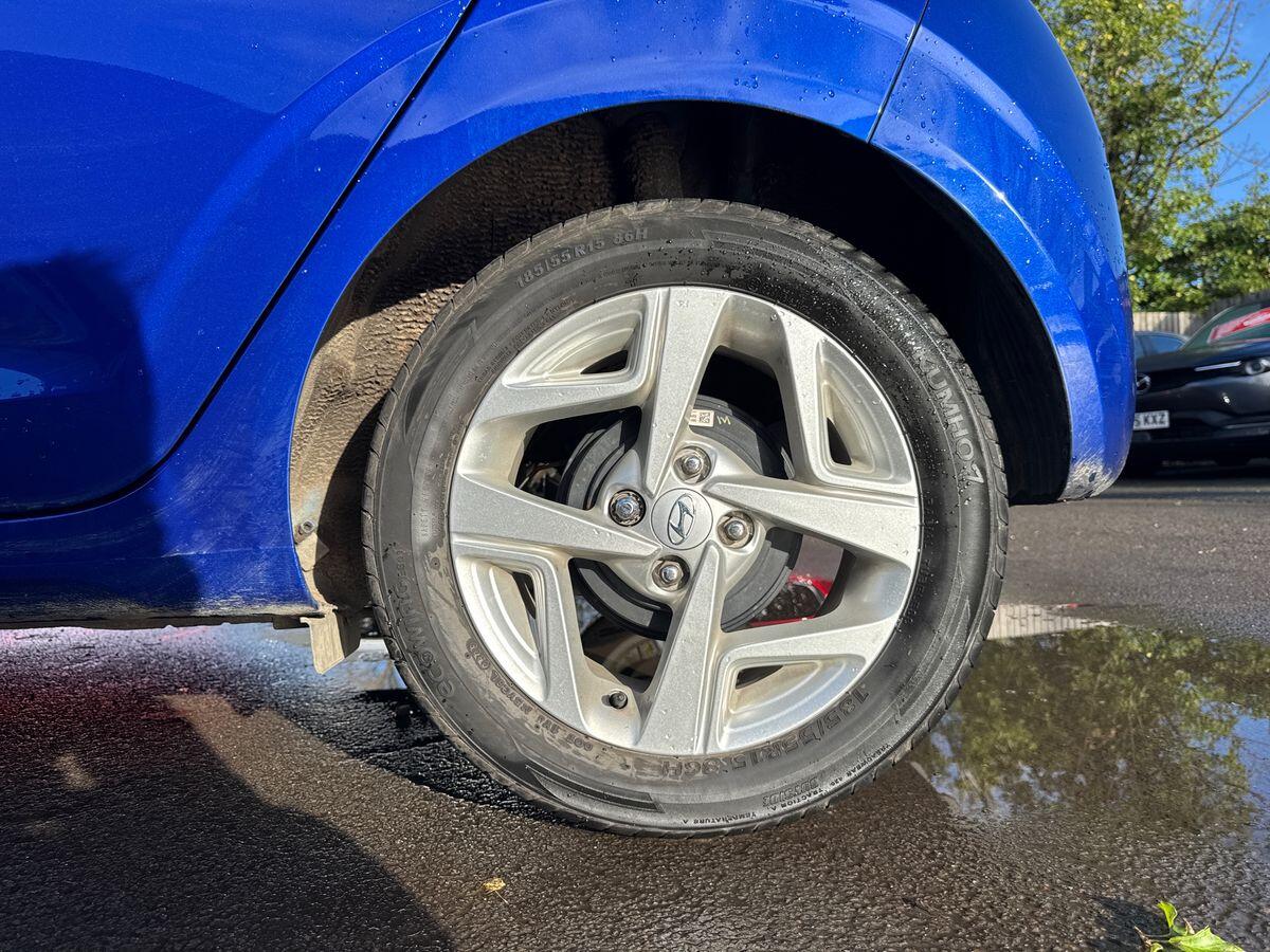 Used Hyundai i10 2023 for sale - 76781329: Photo 9