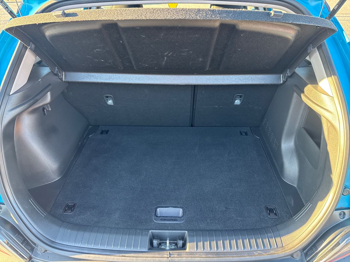 Used Hyundai KONA 2023 for sale - 77111648: Photo 12