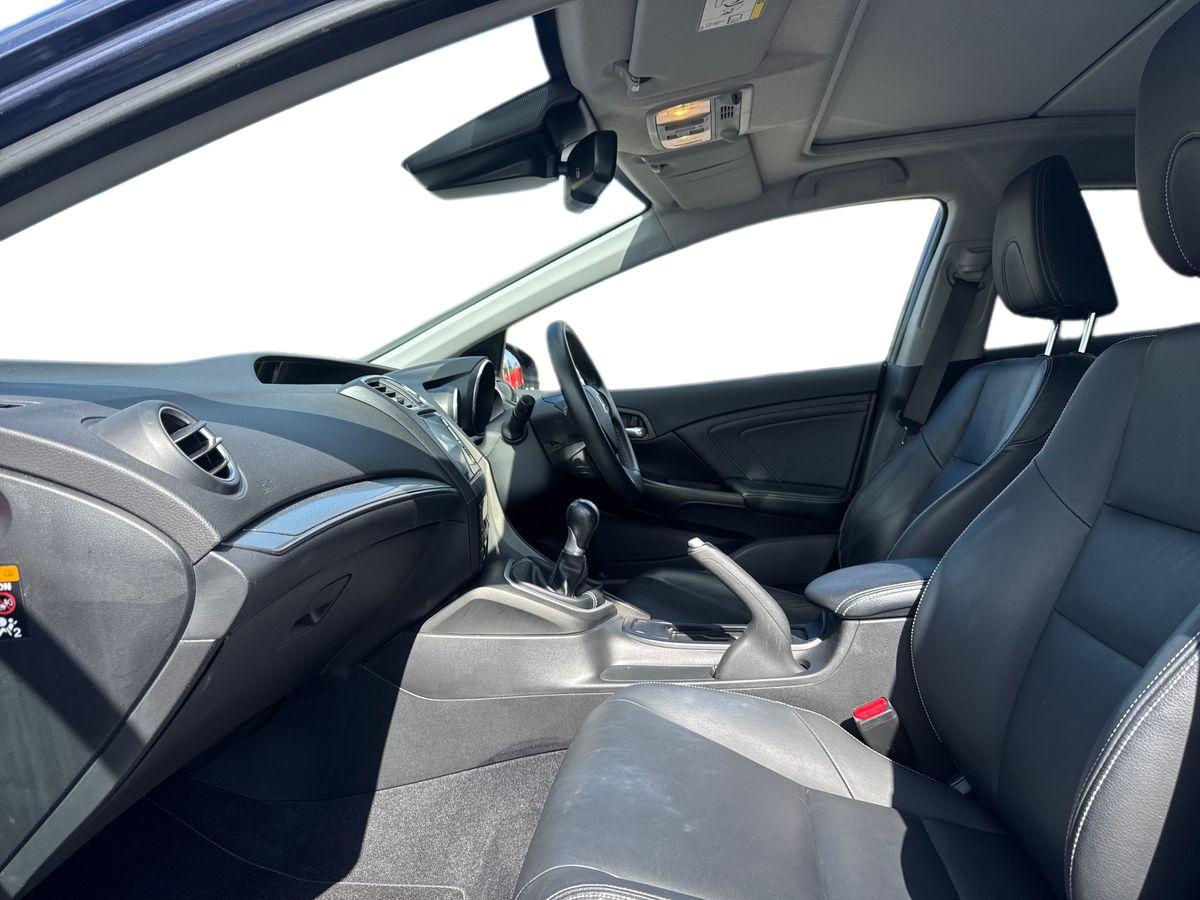 Used Honda Civic 2017 for sale - 78117907: Photo 10