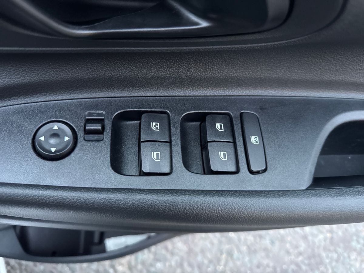 Used Hyundai i20 2025 for sale - 77043035: Photo 20