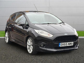 Used Ford Fiesta 2015 for sale - 77755633: Photo