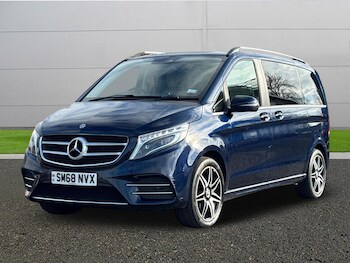 Used Mercedes-Benz V-Class 2018 for sale - 77372998: Photo