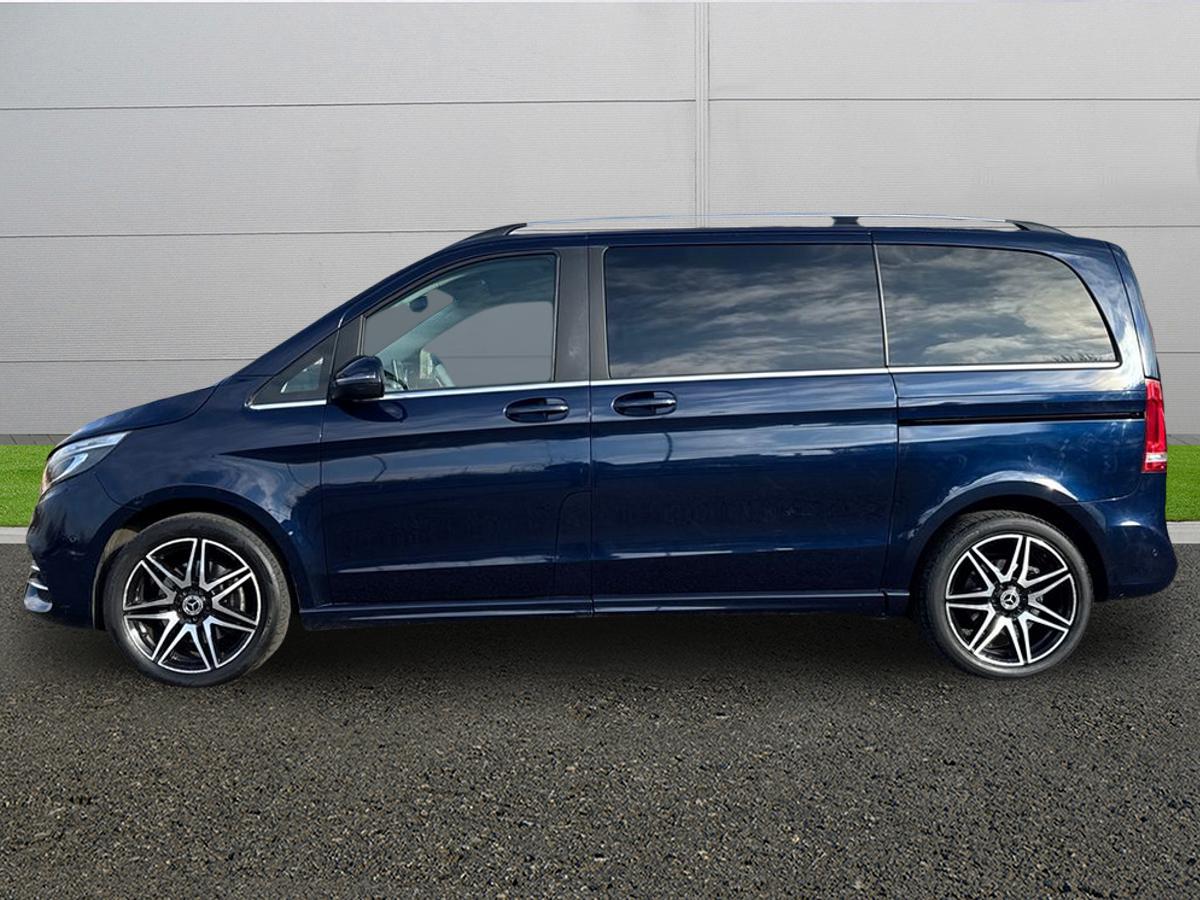 Used Mercedes-Benz V-Class 2018 for sale - 77372998: Photo 4