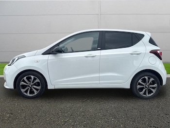 Used Hyundai i10 2020 for sale - 78936442: Photo