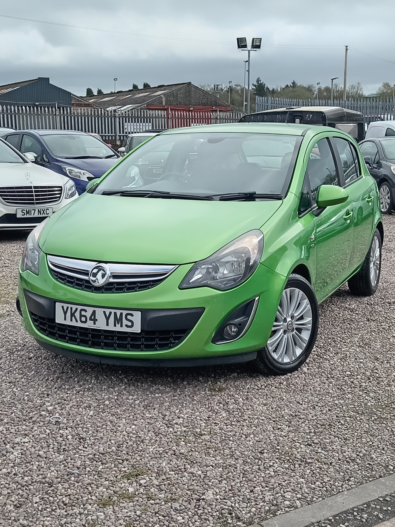 Used Vauxhall Corsa 2014 for sale - 78135117: Photo 2