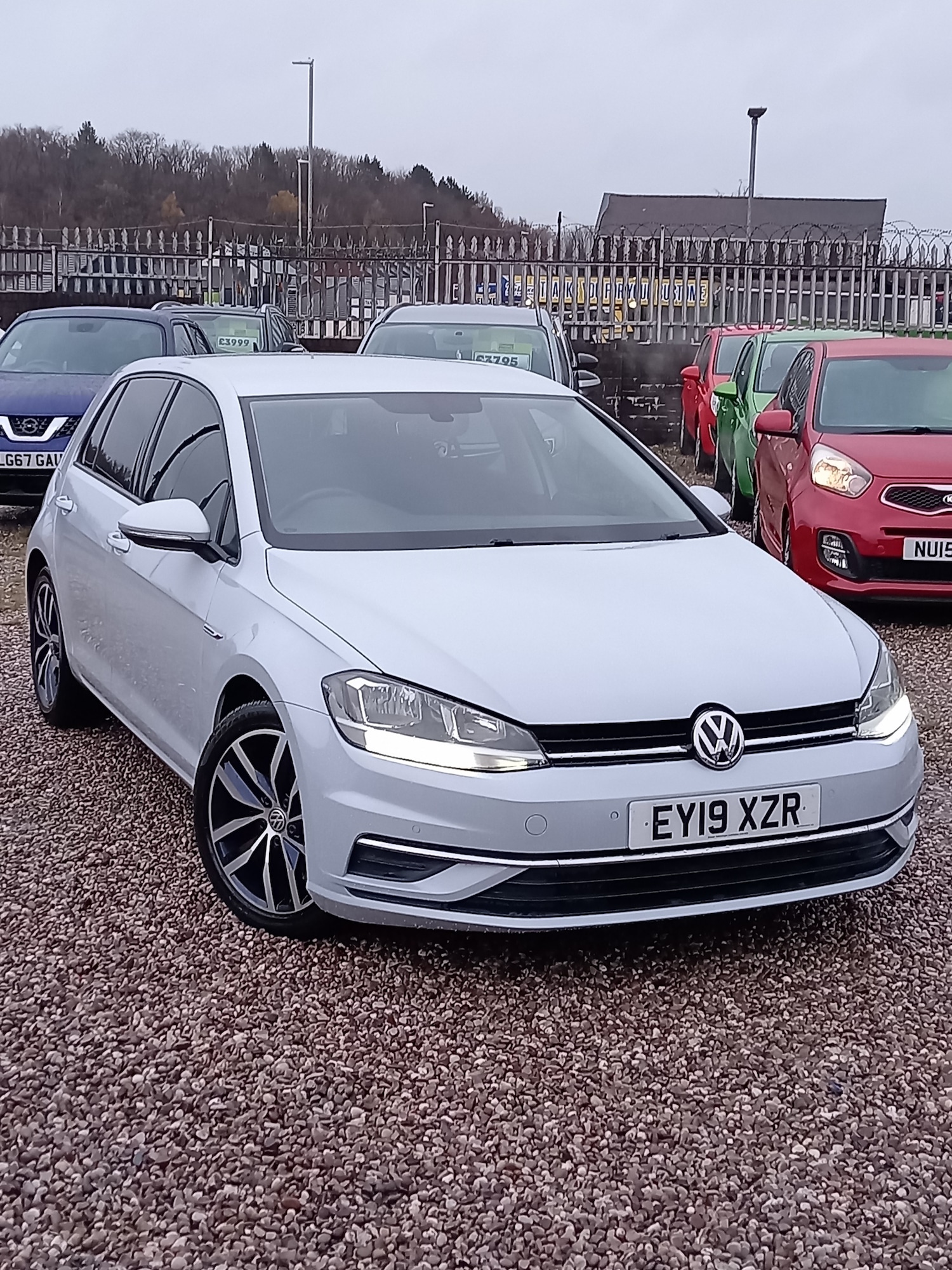 Used Volkswagen Golf 2019 for sale - 76819684: Photo 1