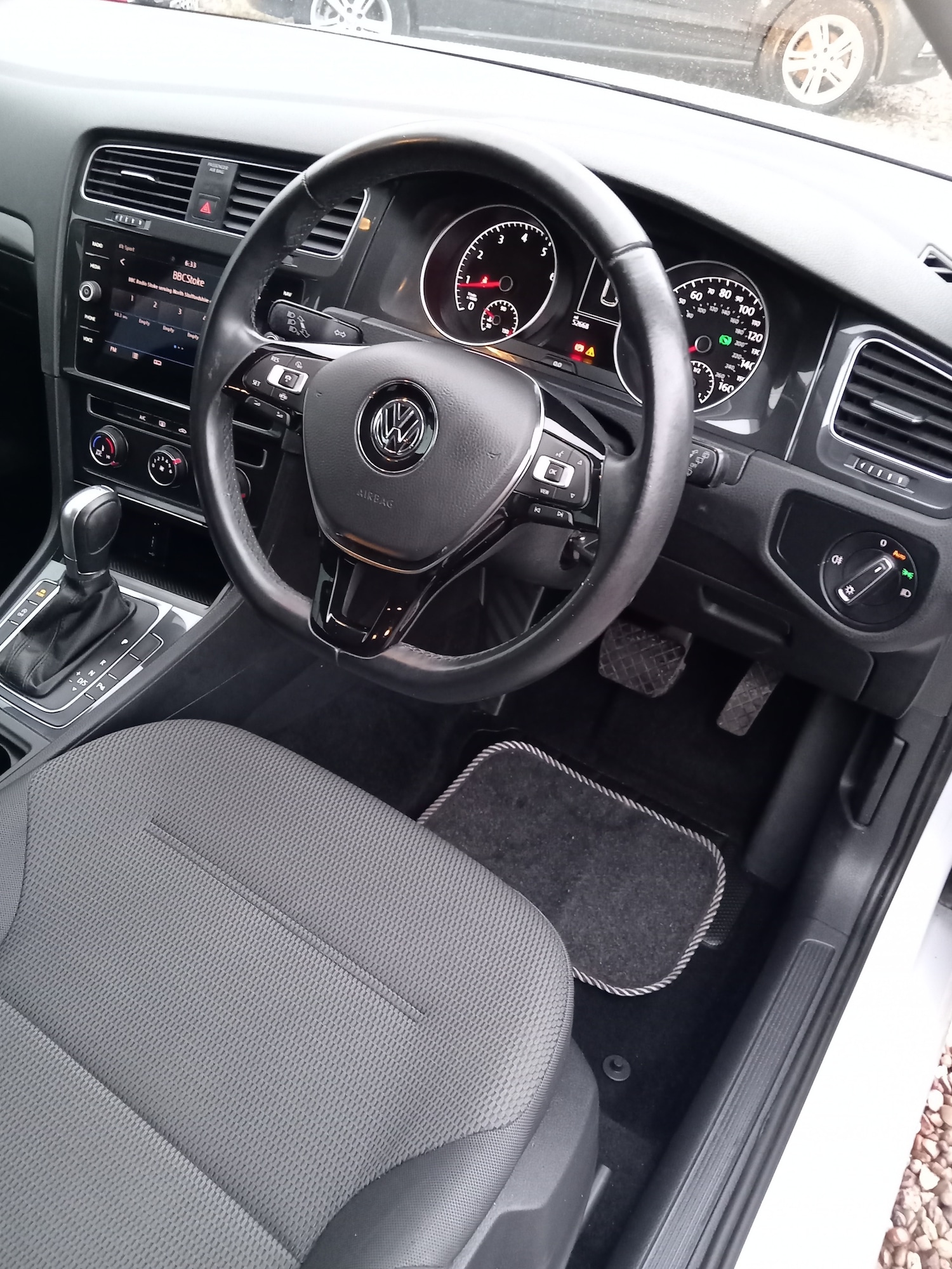 Used Volkswagen Golf 2019 for sale - 76819684: Photo 11