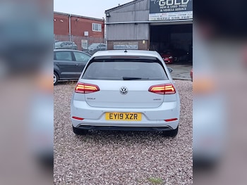 Used Volkswagen Golf 2019 for sale - 76819684: Photo