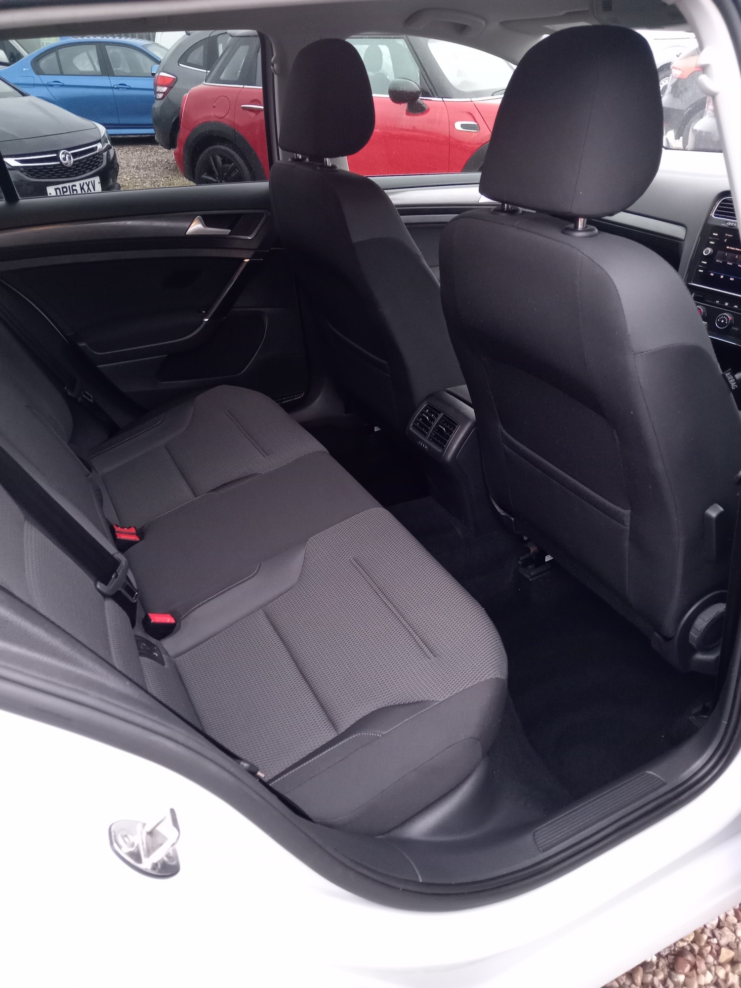 Used Volkswagen Golf 2019 for sale - 76819684: Photo 9