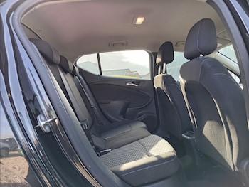 Used Vauxhall Astra 2016 for sale - 75644469: Photo