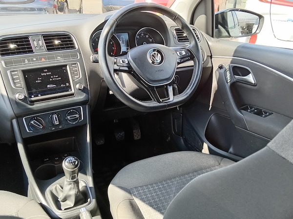 Used Volkswagen Polo 2016 for sale - 74424775: Photo 7