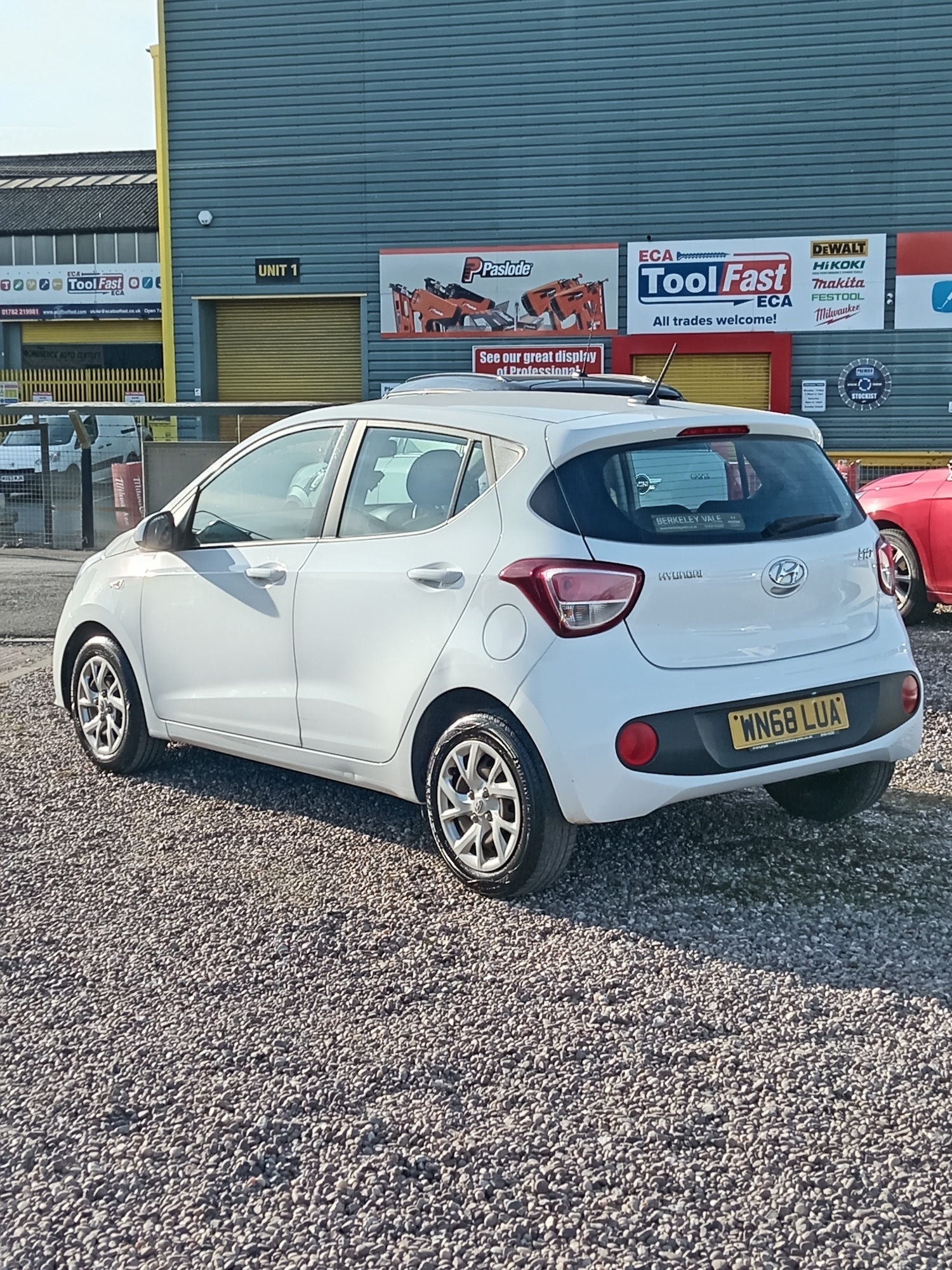 Used Hyundai i10 2018 for sale - 78187567: Photo 3