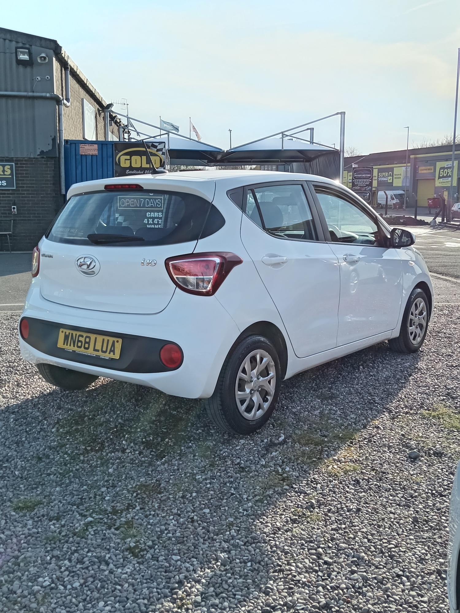 Used Hyundai i10 2018 for sale - 78187567: Photo 4