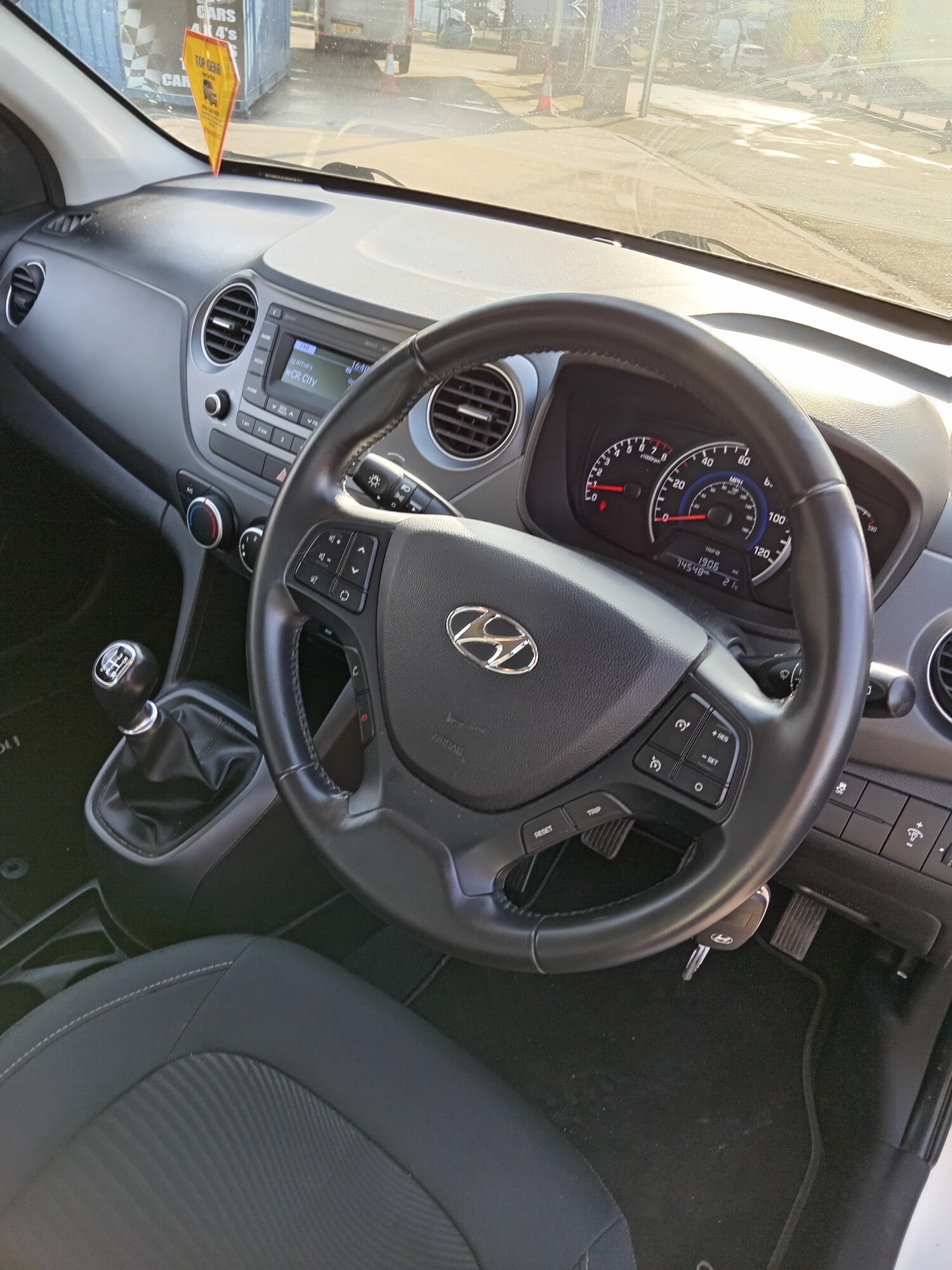 Used Hyundai i10 2018 for sale - 78187567: Photo 9